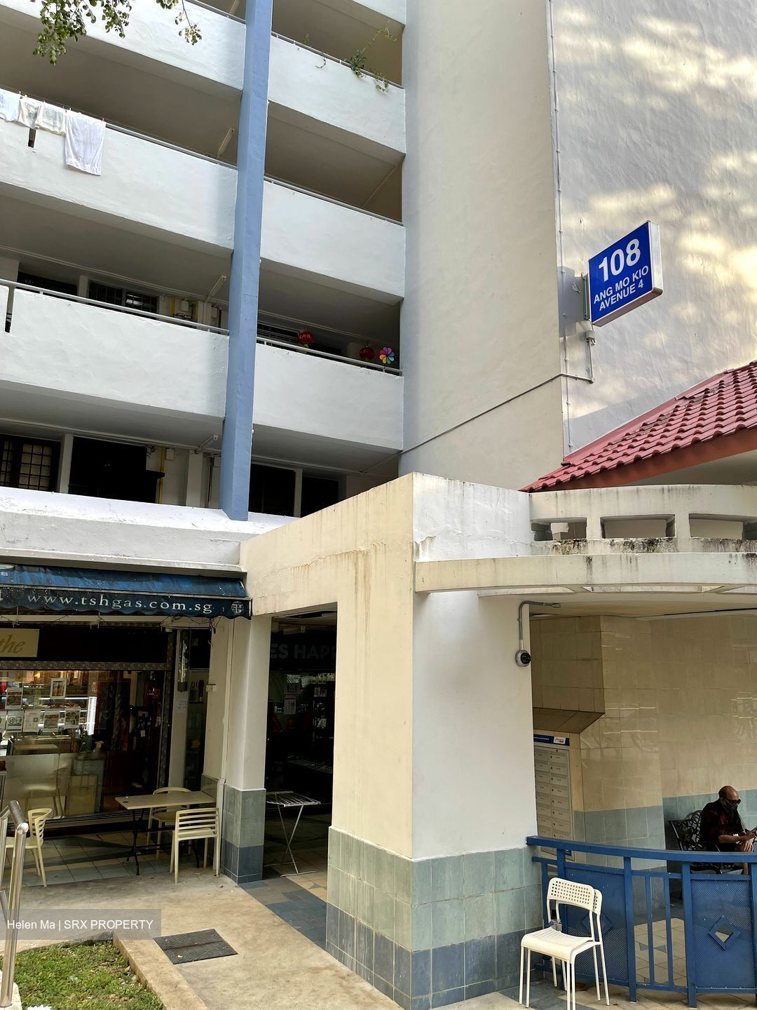 Ang Mo Kio Avenue 4 (D20), Shop House #551072881